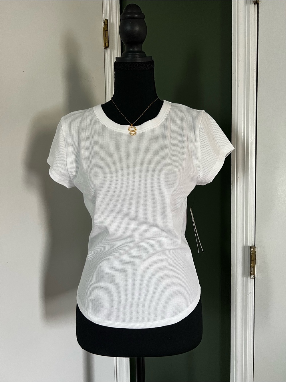 Classic Women's White Short Sleeve Ribbed Tee